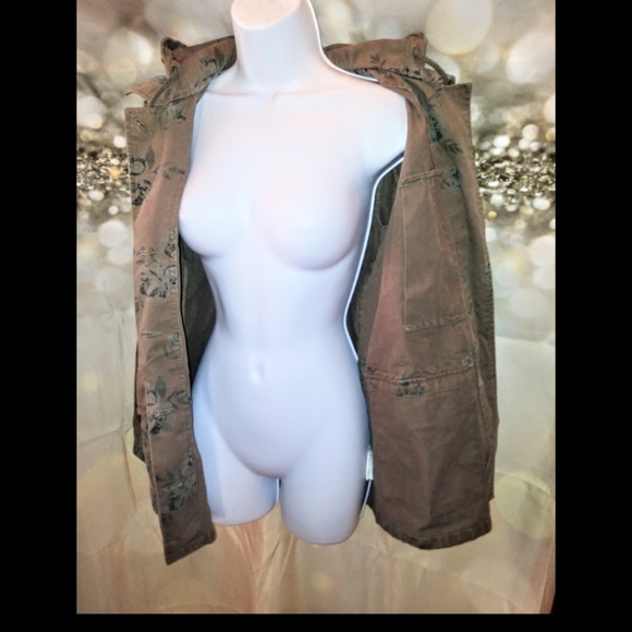 Vans brown floral utility jacket - Picture 4 of 5